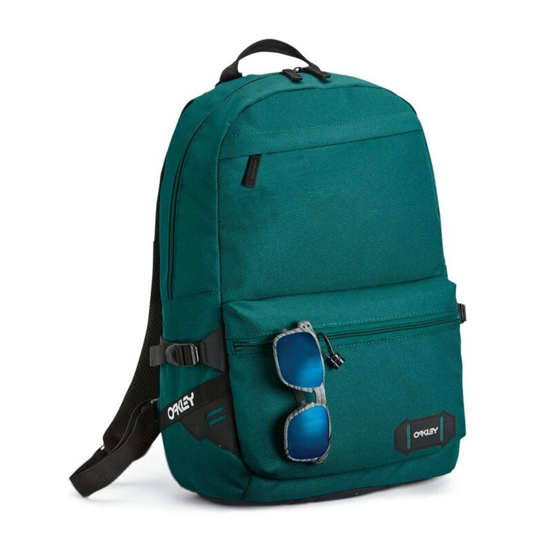 20L Street Backpack Thumbnail